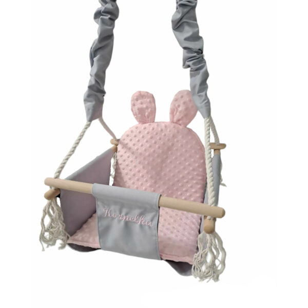 Kinderschaukel rosa-grau mit Bärenohren, Personalisierte Kinderschaukel, Schaukel für Kinderzimmer, Zweifarbige Kinderschaukel, Indoor Kinderschaukel aus ökologischen Materialien, Handgefertigte Schaukel mit Holzstangen, Umweltfreundliche Kinderschaukel