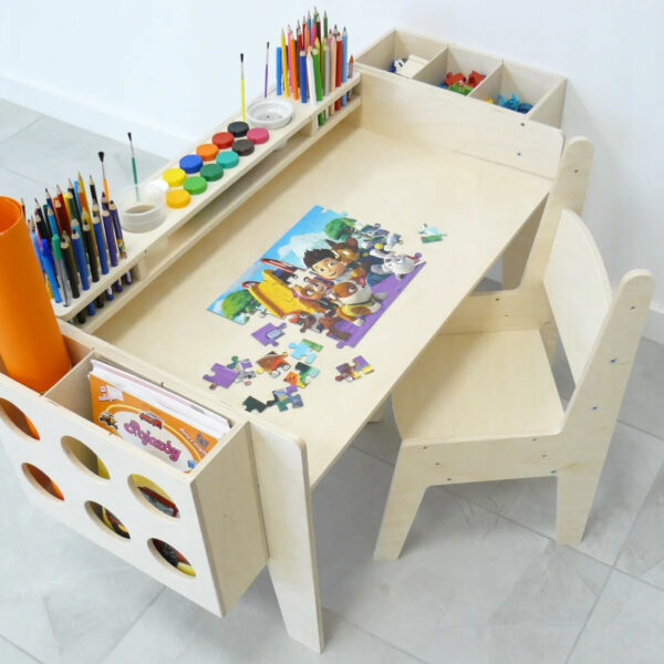 Verstellbarer Kindertisch Set, Kindermöbel Holz Natur, Kinderstuhl und Tisch Set, Kinder Basteltisch mit Boxen, Montessori Möbel Kinderzimmer, Kreativtisch Kinder mit Stuhl, Kindertisch Höhenverstellbar, Kindertisch mit Ablagefächern, Kinder Mal- und Basteltisch, Möbelset für Kleinkinder, Kindermöbel Ergonomisch Holz, Aufbewahrungsboxen Kinder, Kinder Holztisch mit Stuhl